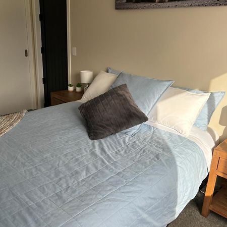 Comfort In Northlake Apartment Wanaka Bagian luar foto