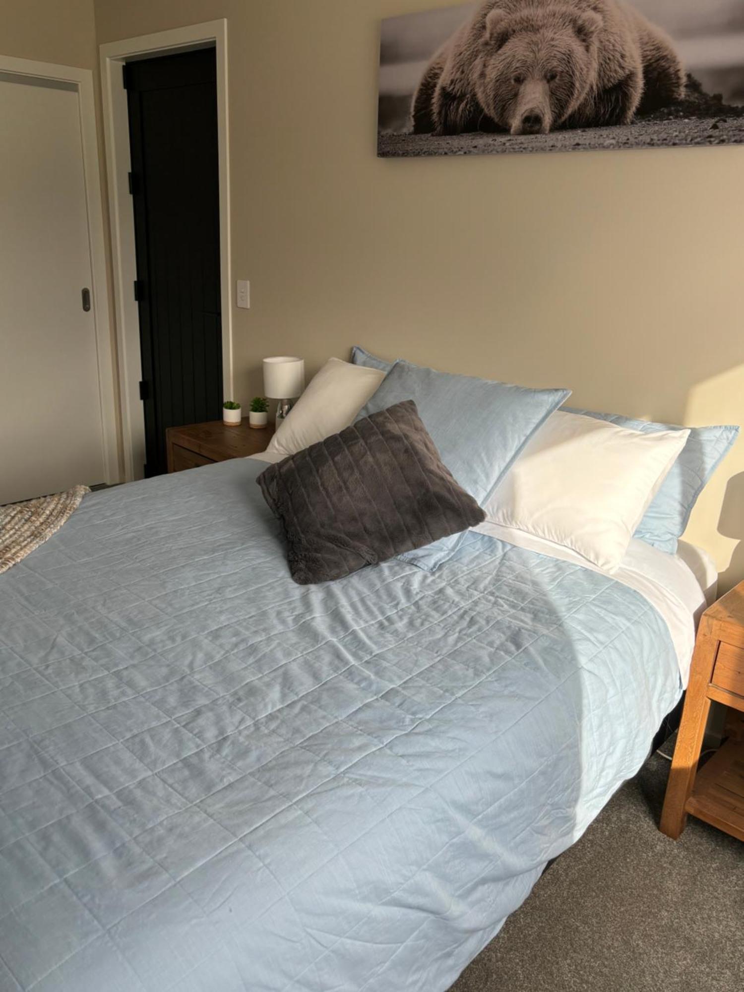 Comfort In Northlake Apartment Wanaka Bagian luar foto