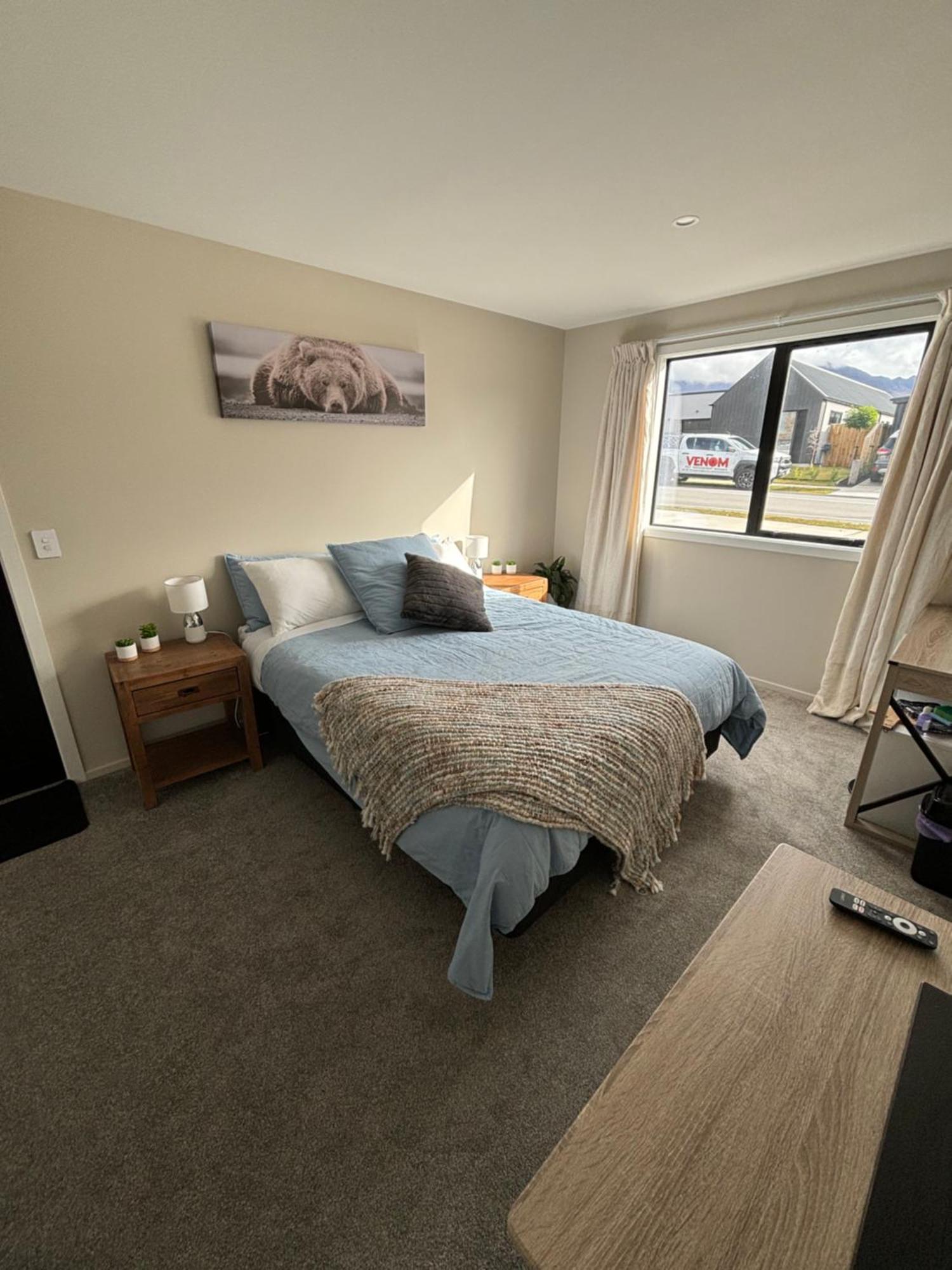 Comfort In Northlake Apartment Wanaka Bagian luar foto